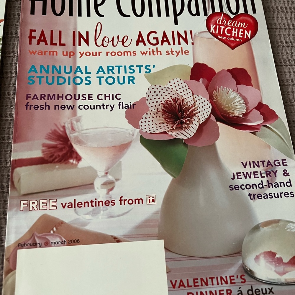 Mary Engelbreits Home Companion Magazine Collection 6 - Picture 3 of 11